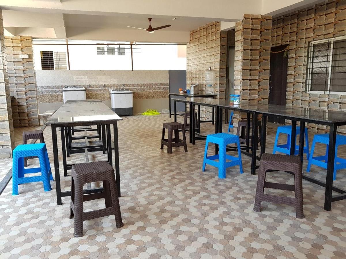 Imperial Pg Services Pune Esterno foto