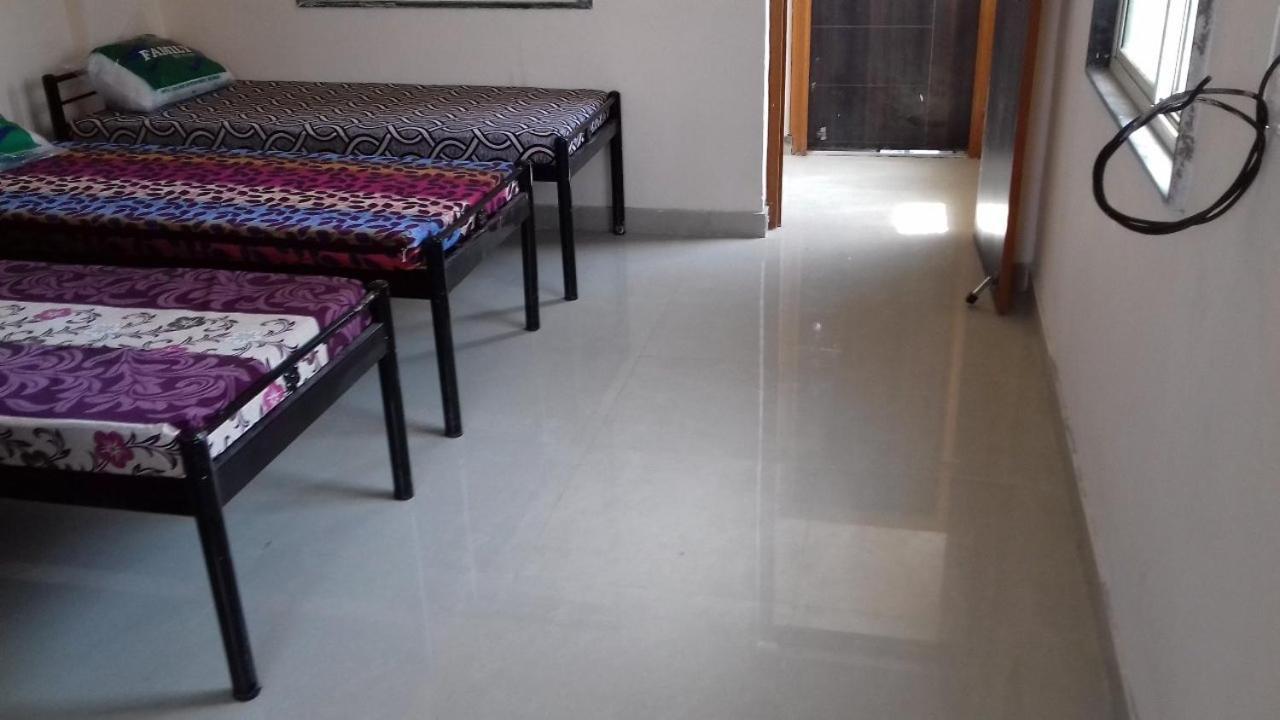 Imperial Pg Services Pune Esterno foto