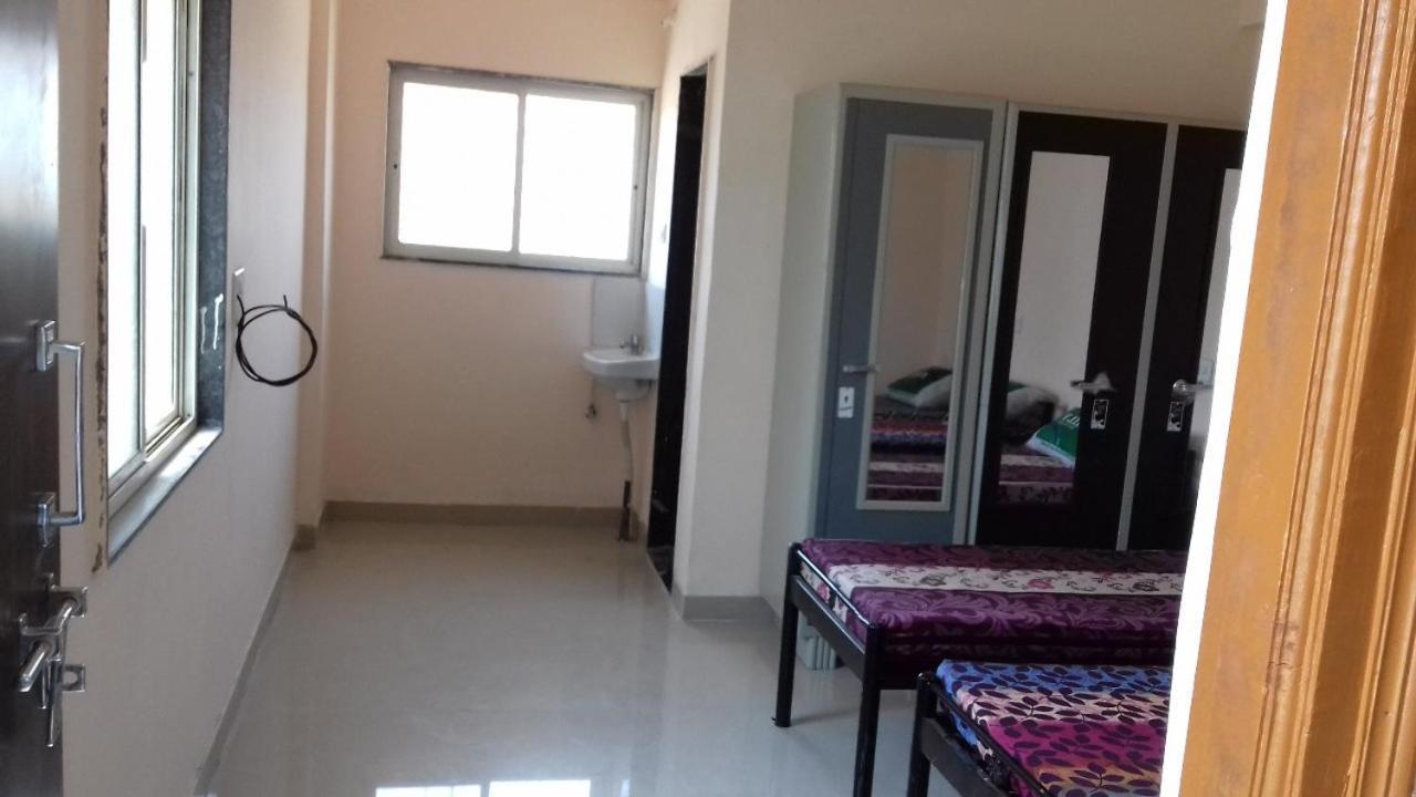 Imperial Pg Services Pune Esterno foto