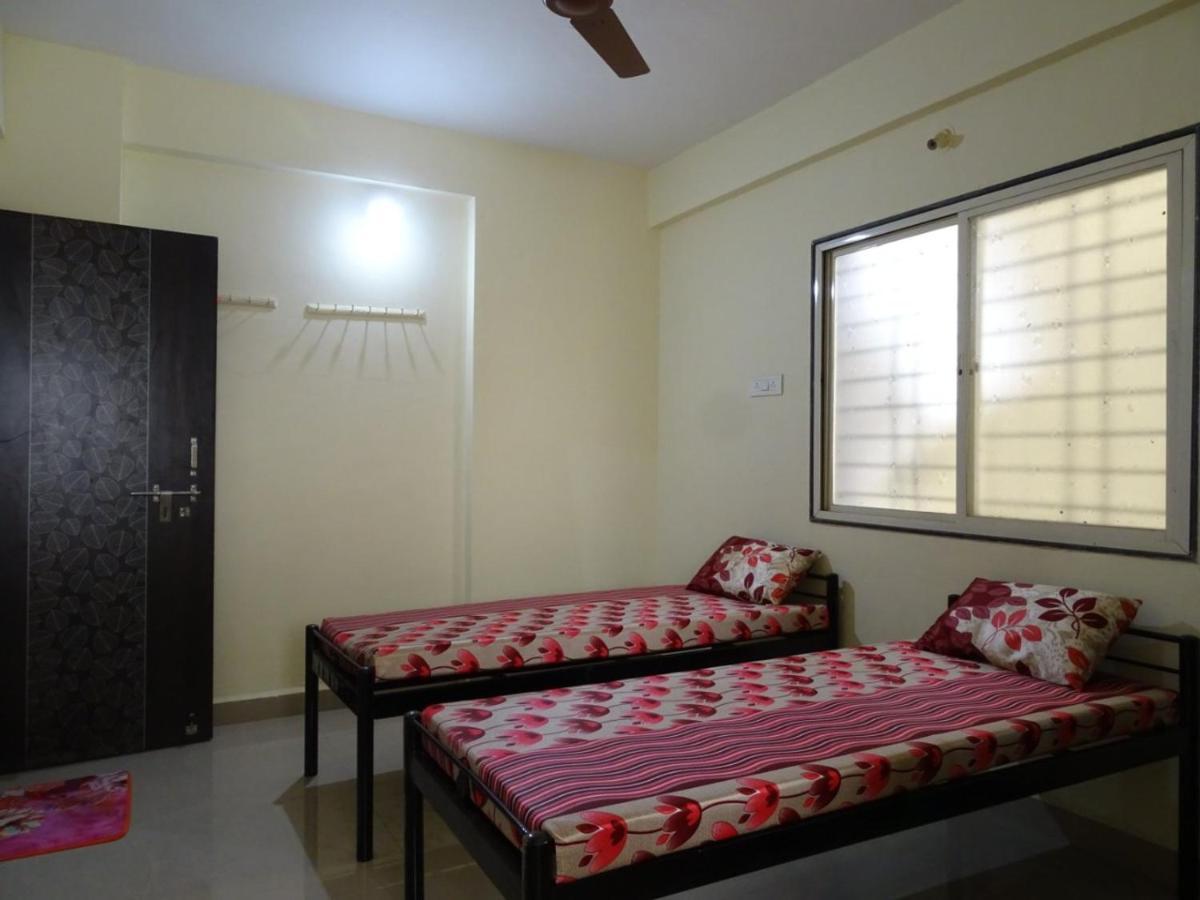 Imperial Pg Services Pune Esterno foto