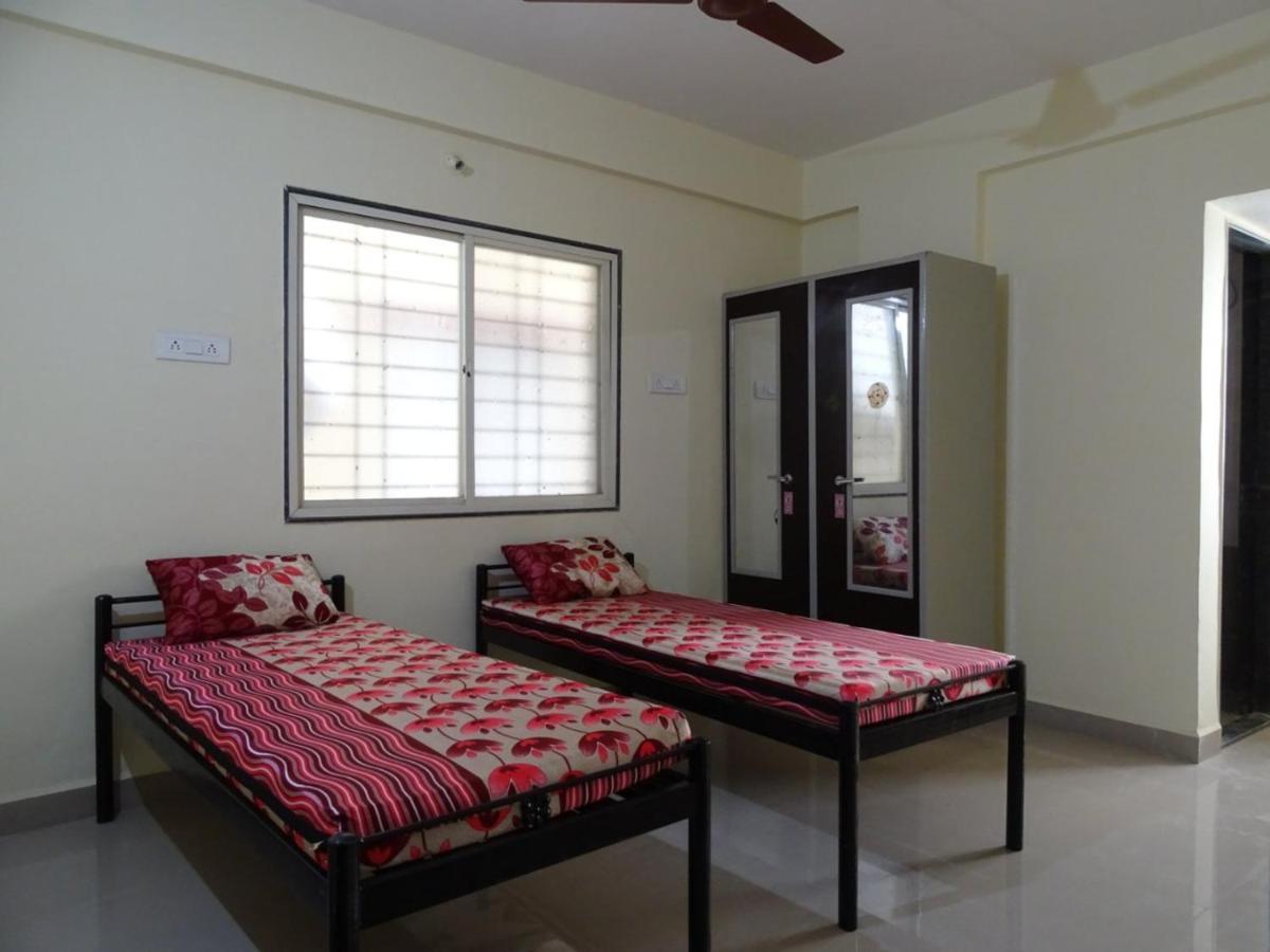 Imperial Pg Services Pune Esterno foto